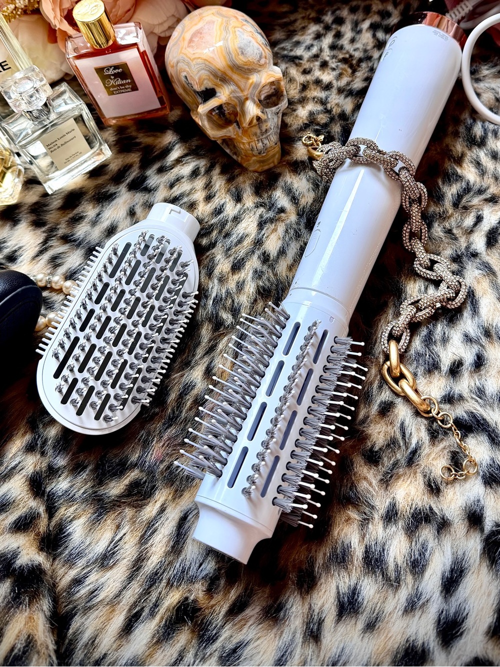 ♥️ The T3 AireBrush Duo White Round Hair Brush Styling Tool - Picture 15 of 16